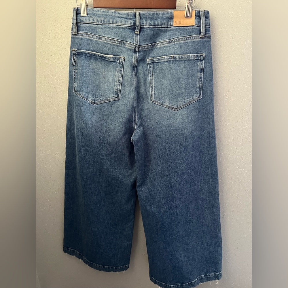 Paige Frankie Covered Button Fly
Adienne Distressed Size 30 New Wide Leg Crop - Picture 4 of 15